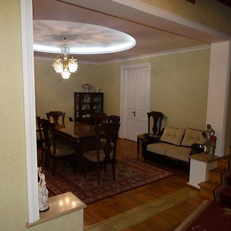 Hotel Sano Кутаїсі Екстер'єр фото