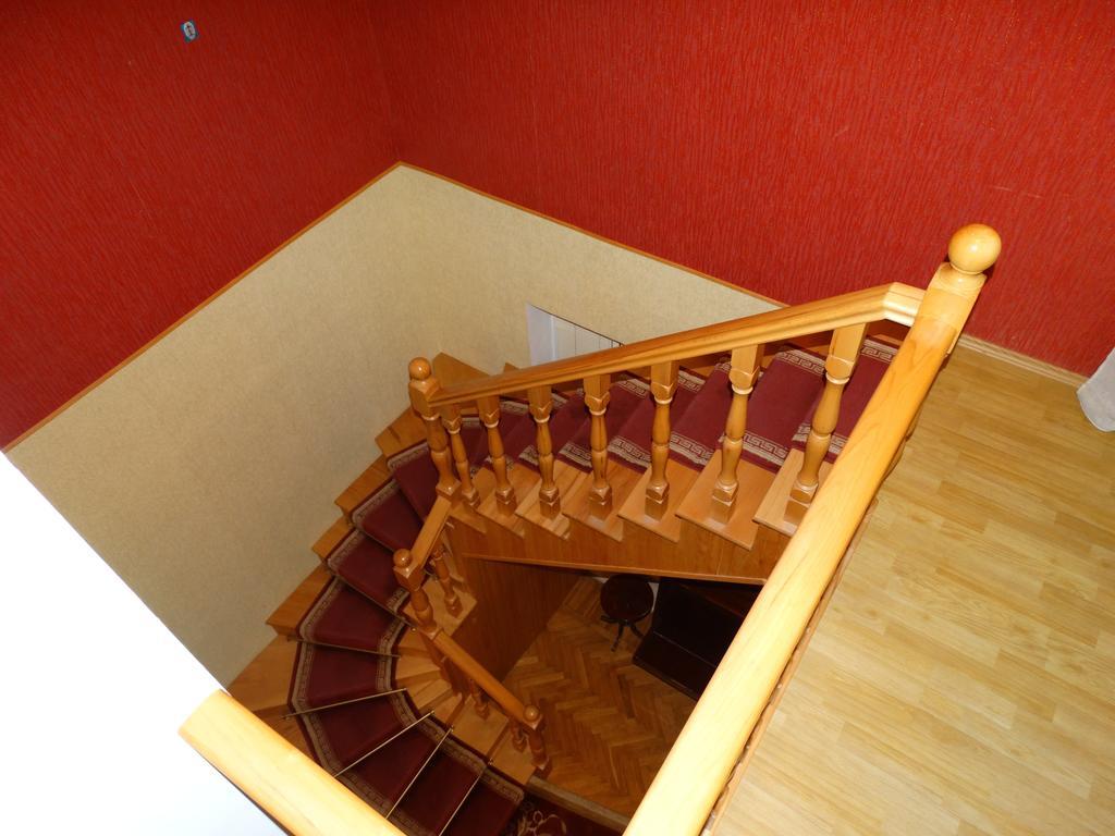Hotel Sano Кутаїсі Екстер'єр фото