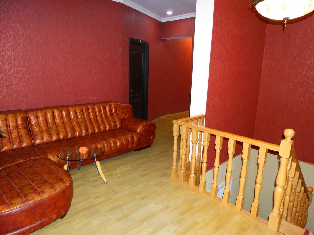 Hotel Sano Кутаїсі Екстер'єр фото